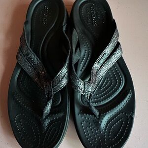 Crocs woman’s sandals new size 8